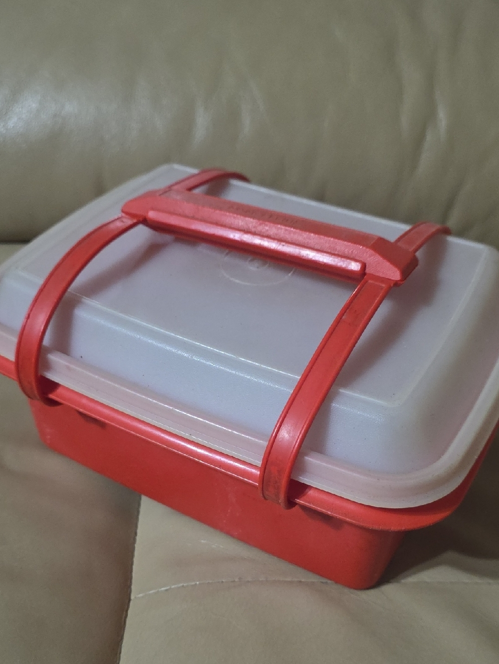 Tupperware Pack N Carry Orange Lunch Box With Handle